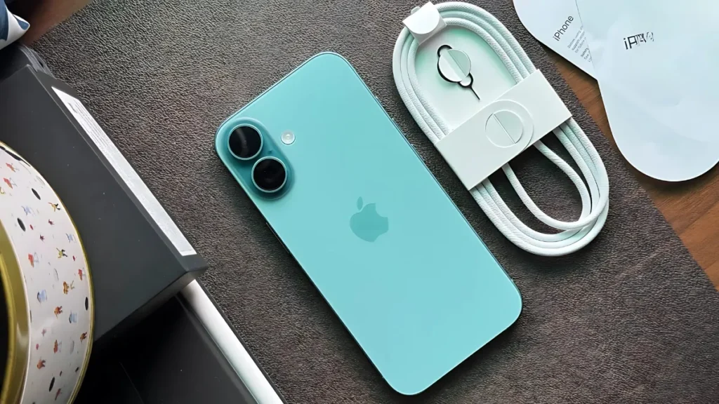 iPhone 16